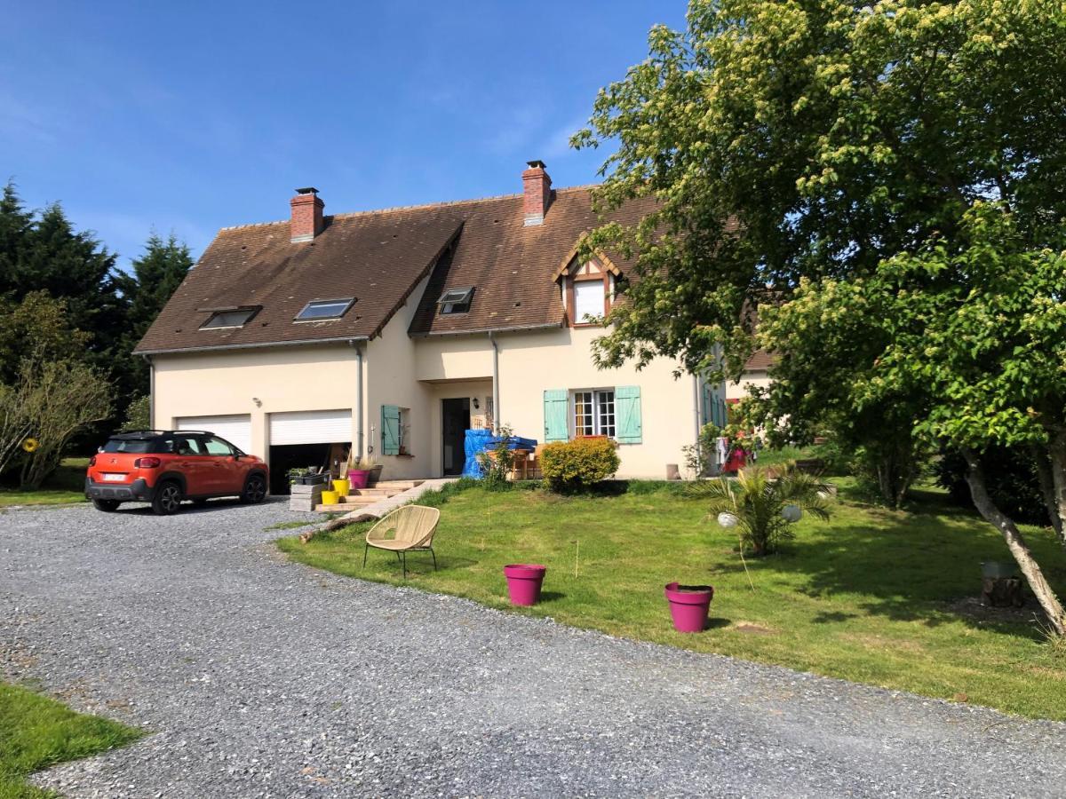 Grande Chambre Familiale Jaune Tout Bonnement Bien Putot-en-Auge 外观 照片